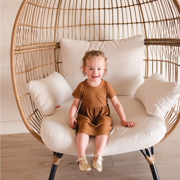 Riley T-Straps - Scalloped - Gold - Picture 6 of 11